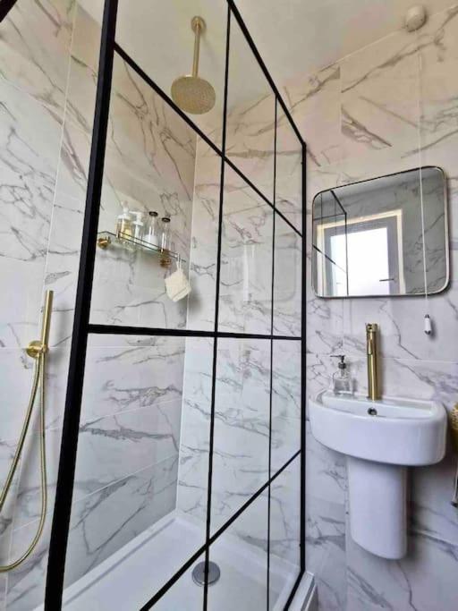 3 Bedroom Well Connected Family Home Free Parking Εδιμβούργο Εξωτερικό φωτογραφία
